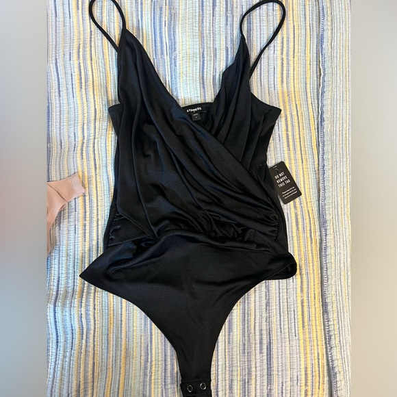 Express Medium Bodysuit - NWT - Picture 2 of 3